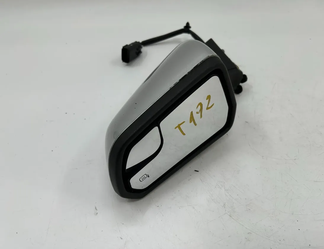 FORD USA Mustang 6 generation (2014-2024) Rétroviseur latéral gauche FR3B-17683-A,FR3B17683A,FR3B-17683-B,FR3B17683B,FR3B-17683,R3B-17683 34496568