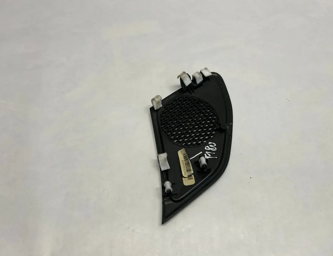 RAM Ram 4 generation (2008-2023) Bouclier de garniture de panneau 5YN70TX7AC 34936403