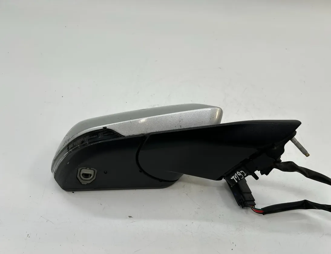 FORD USA Mustang 6 generation (2014-2024) Rétroviseur latéral droit FR3B-17682-A,FR3B17682A,FR3B-17682-B,FR3B17682B,FR3B-17682,R3B-17682 34496541