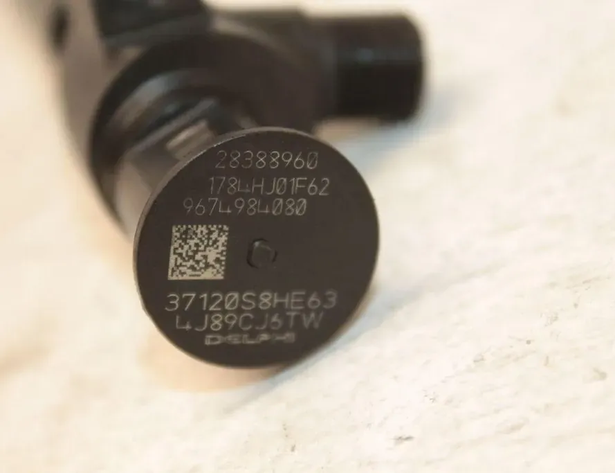 FORD Kuga 2 generation (2013-2020) Injecteur de carburant 9674984080 33278959