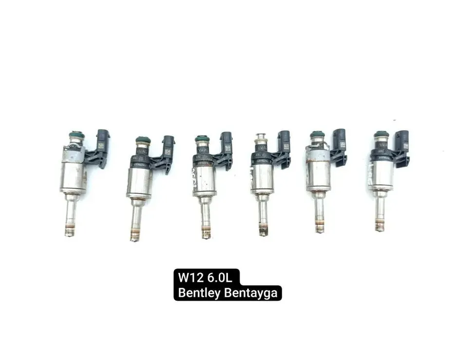 BENTLEY Bentayga 1 generation (2015-2024) Injecteur de carburant 500489 33930076