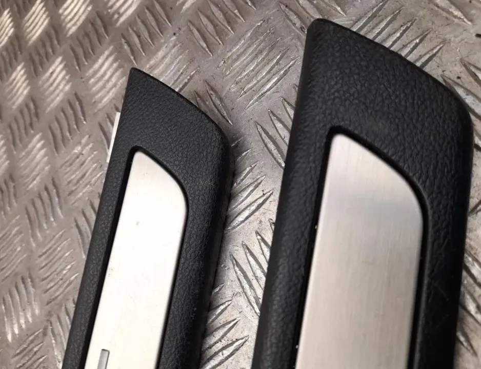 JEEP Grand Cherokee 4 generation (WK) (2004-2024) Garniture de seuil avant gauche 000054335,000054324 34495942