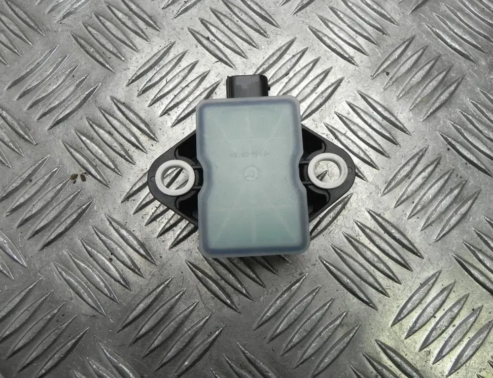 HYUNDAI ix20 1 generation (2010-2020) Capteur d'accélération 956901Y000 23192861