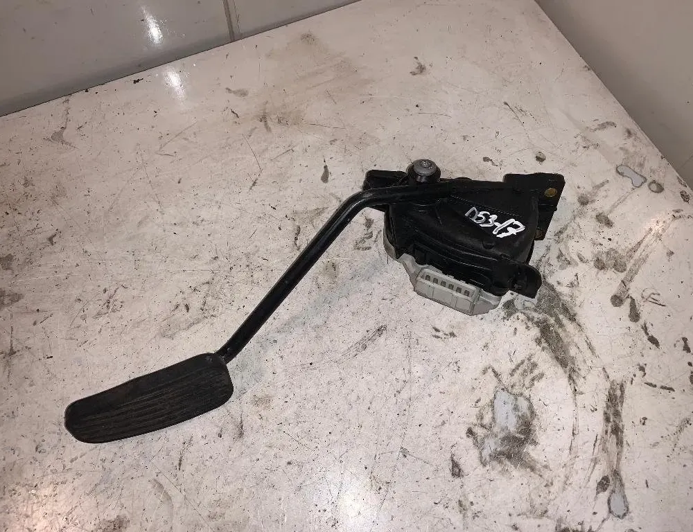 VOLVO S40 1 generation (1996-2004) Pédale d'accélérateur 30683521 23424086
