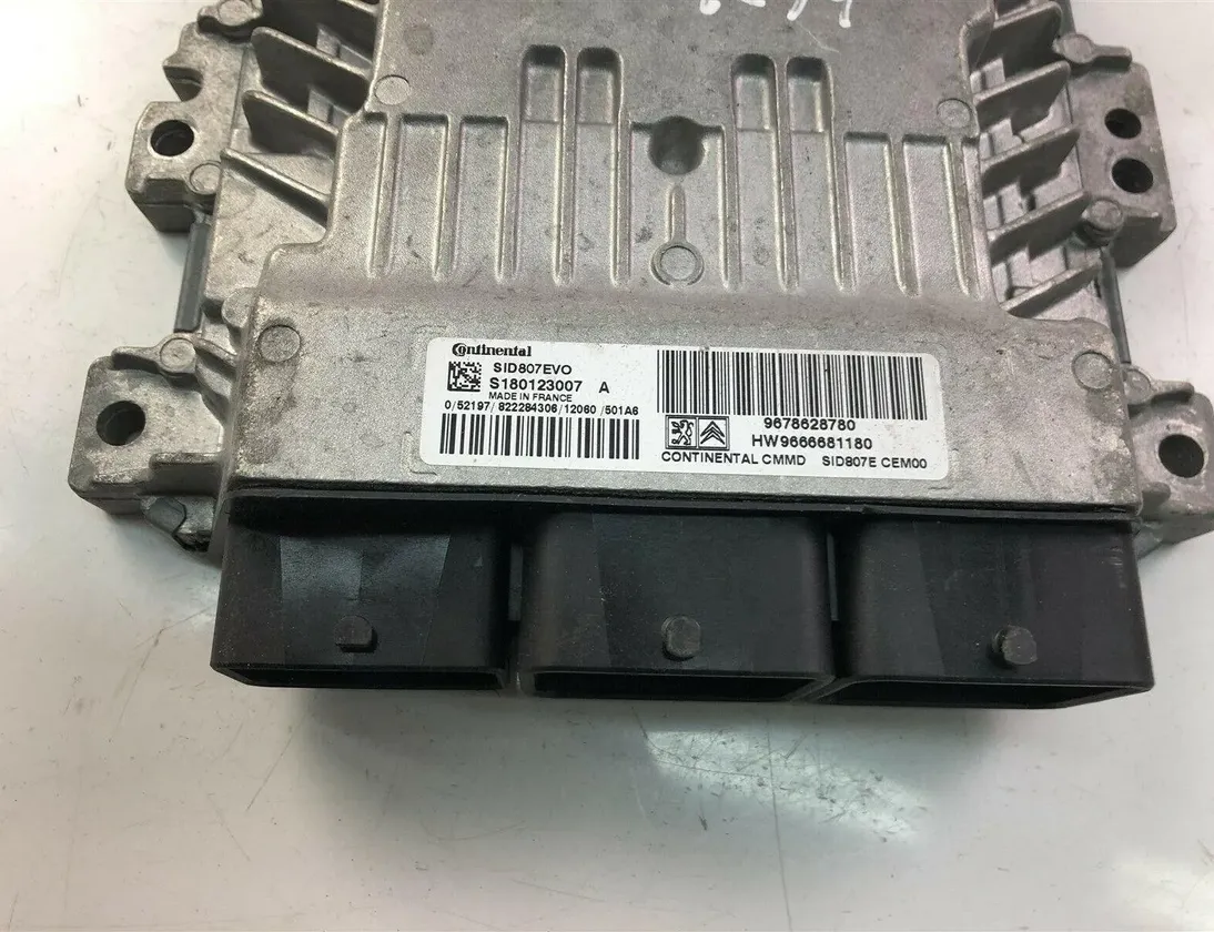 PEUGEOT 508 1 generation (2010-2020) Calculateur d'unité de commande du moteur S180123007A,9678628780 23447954