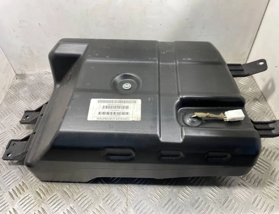 DODGE Durango 3 generation (2010-2024) Caisson de basses 05064609AC 23476277