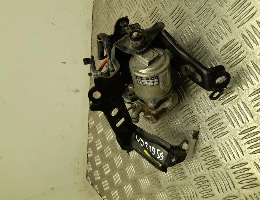 LEXUS RX 3 generation (2009-2015) Pompe ABS 4707048050 25305533