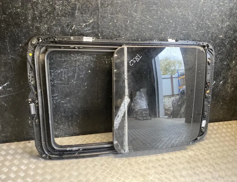 SKODA Octavia 4 generation (A8) (2019-2023) Toit ouvrant 3G9877041M 32744059