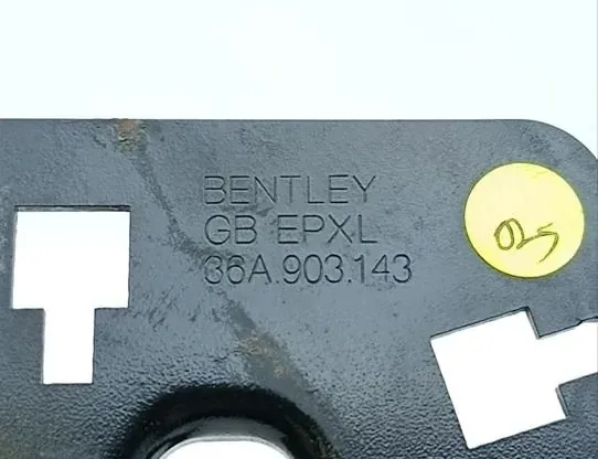 BENTLEY Bentayga 1 generation (2015-2024) Autres pièces intérieures 36A903143 33797721