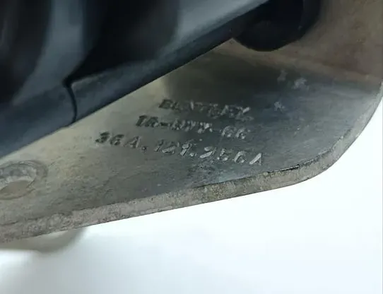 BENTLEY Bentayga 1 generation (2015-2024) Pompe à eau 06H121601N 33925284