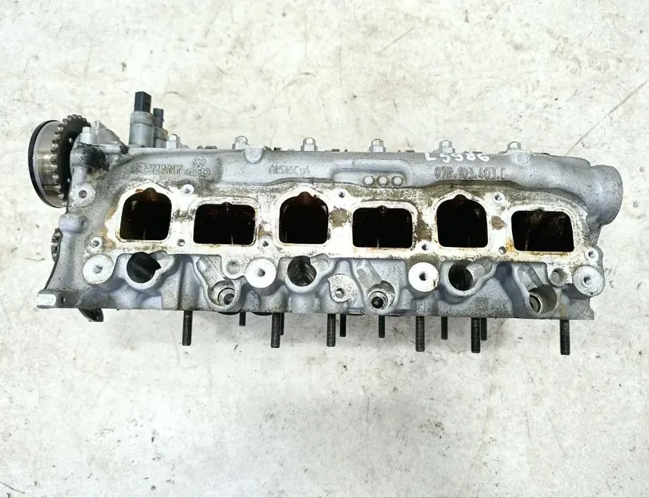 BENTLEY Bentayga 1 generation (2015-2024) Culasse de moteur 07P103403C,009799,291016 33982967