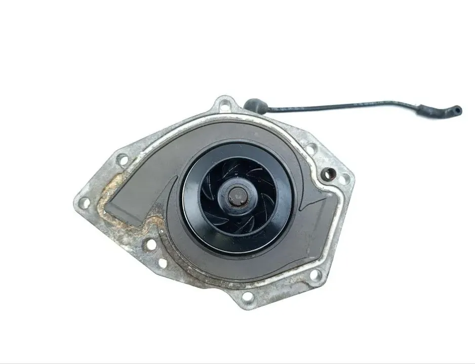 BENTLEY Bentayga 1 generation (2015-2024) Pompe à eau 07P121008B 33935635