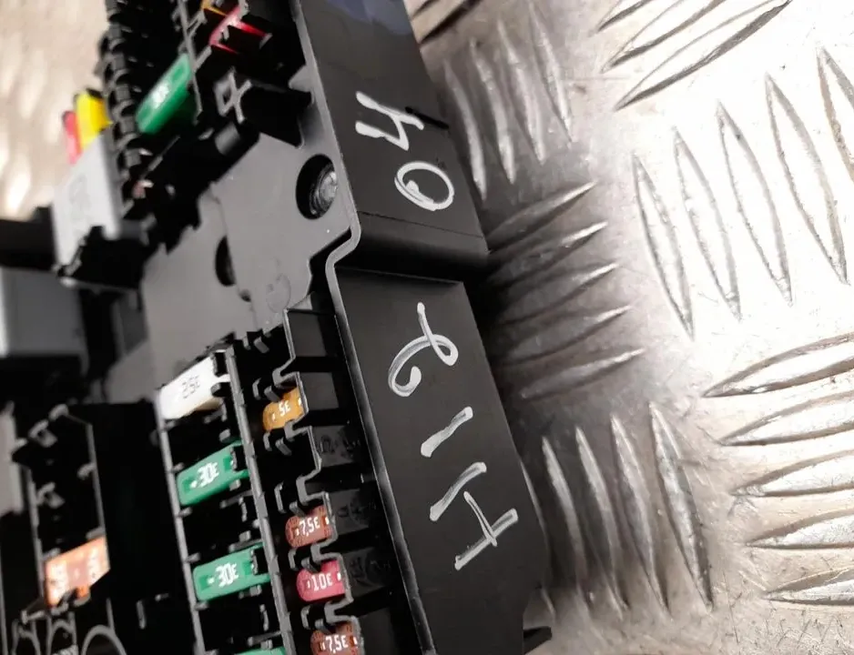 MERCEDES-BENZ B-Class W247 (2018-2023) Boîte à fusibles A1779061102 34498545