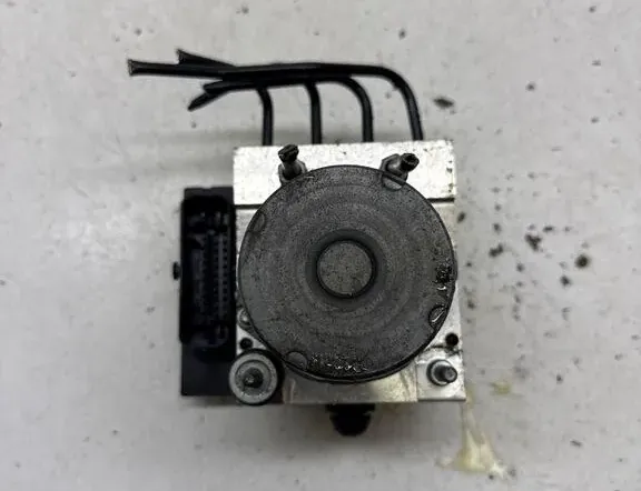 AUDI A6 C6/4F (2004-2011) Pompe ABS 4F0910517AK,4F0614517AT 33818410