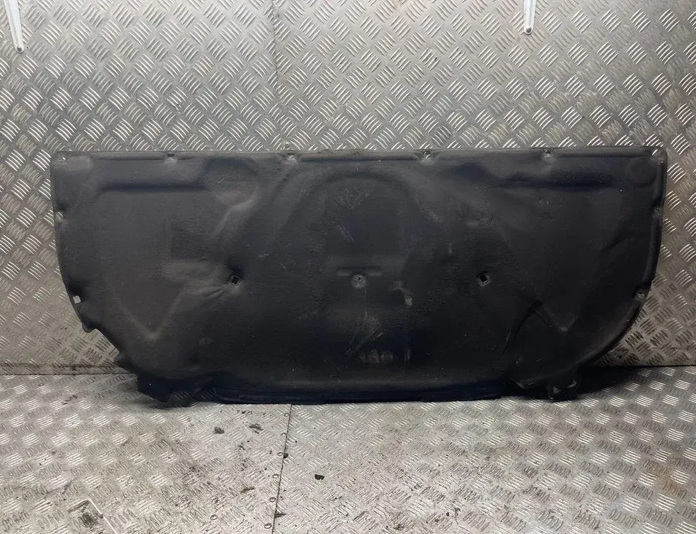 AUDI A4 B9/8W (2015-2024) Panneau isolant de capot 33826065