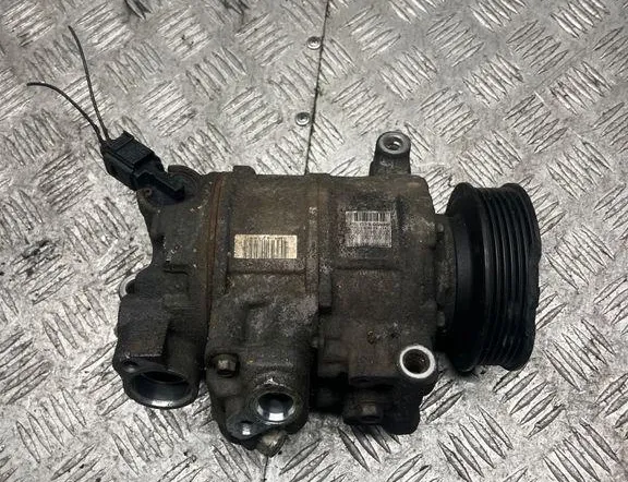 AUDI A4 B9/8W (2015-2024) Pompe de climatisation 8K0260805E 33826177