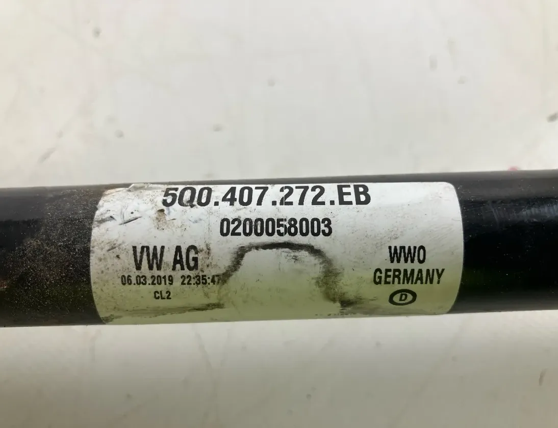 VOLKSWAGEN Golf Sportsvan 1 generation (2014-2019) Arbre de transmission avant droit 5Q0407272EB,5Q0407764GX 33615806