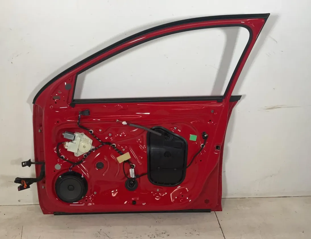 SKODA Rapid 2 generation (1985-2023) Porte avant droite 5JA831052C,5JA831052B,5JA831056B 33782054