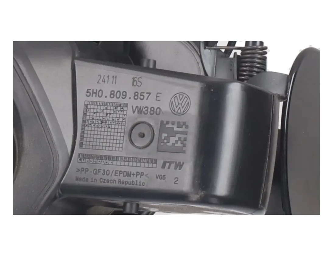 VOLKSWAGEN Variant VII TDI (2014-2024) Volet du réservoir de carburant 5H0809857E,5H0809857A 34494898