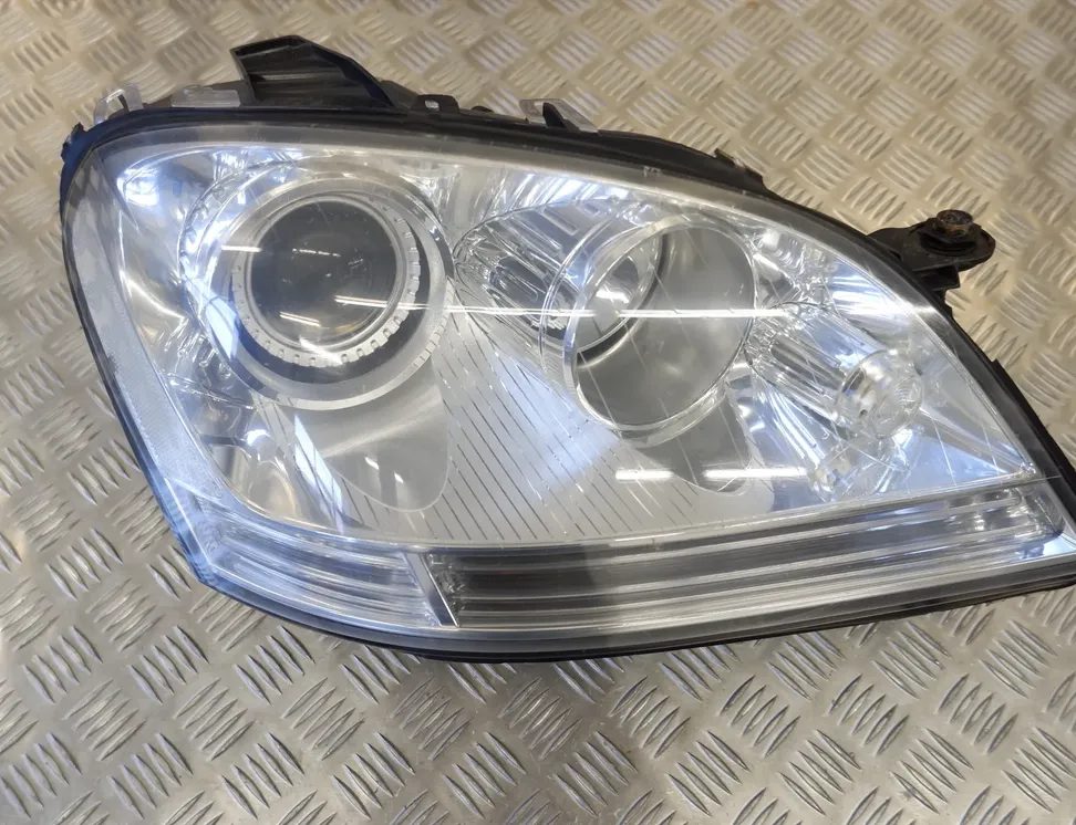 MERCEDES-BENZ M-Class W164 (2005-2011) Phare avant droit A0038205826,5DV008290-00,A1648260291 12105695