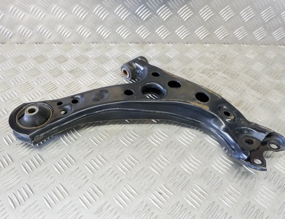 TOYOTA Prius 4 generation (XW50) (2015-2023) Bras avant gauche 48069-47060 34927021