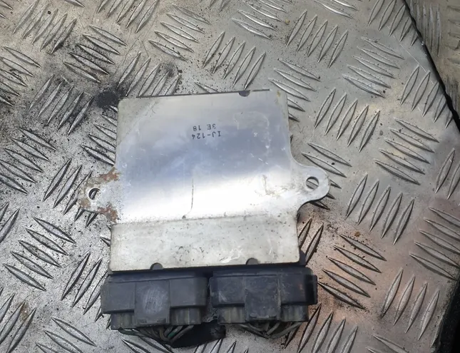 MAZDA MPV LW (1999-2006) Calculateur d'injecteurs de carburant rf5c18701a,1310001241 13576088