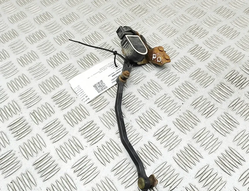 VOLVO XC60 1 generation (2008-2017) Capteur de niveau avant droit 31429141,31258179 34825088