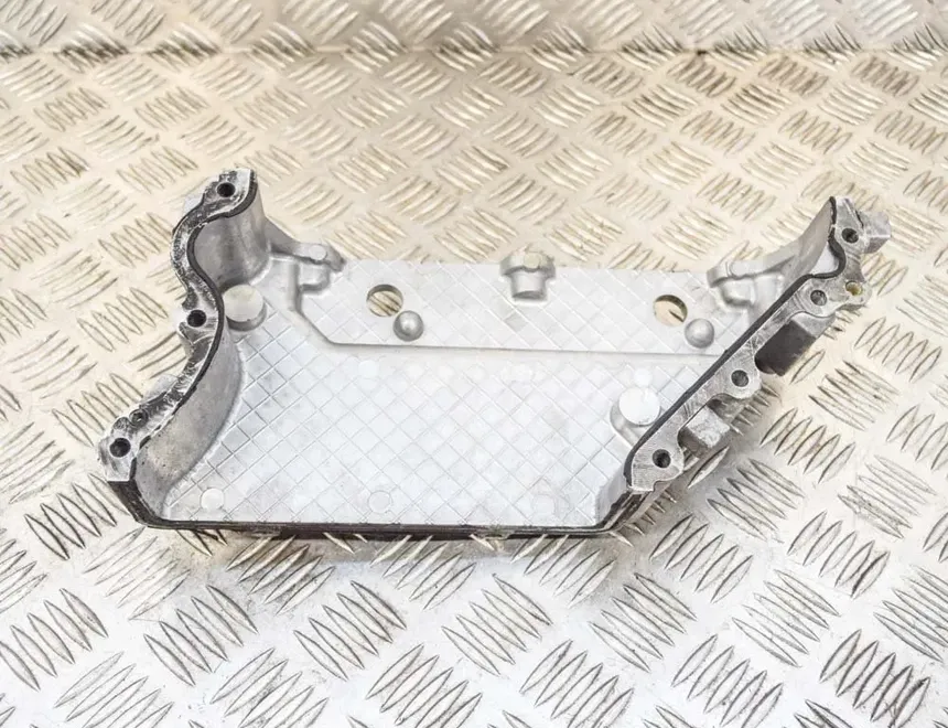 BENTLEY Continental Flying Spur 2 generation (2008-2013) Boîtier de culasse côté gauche 07D109129F 30737921