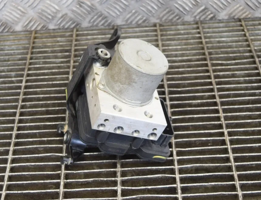 TESLA Model 3 1 generation (2017-2024) Pompe ABS 1044741-00-D,1103541-00-A,1044745-00-B 11207528