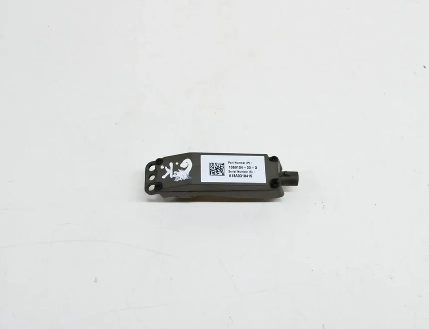 TESLA Model X 1 generation (2015-2024) Caméra latérale gauche 1069104-00-D 12610649