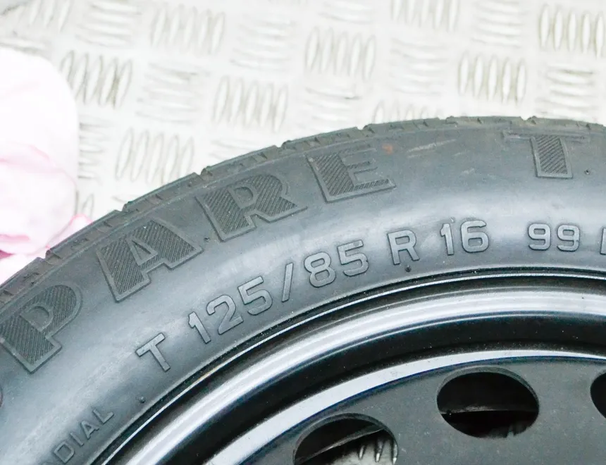 SAAB 93 1 generation (1956-1960) Roue de secours 4160027 13948439