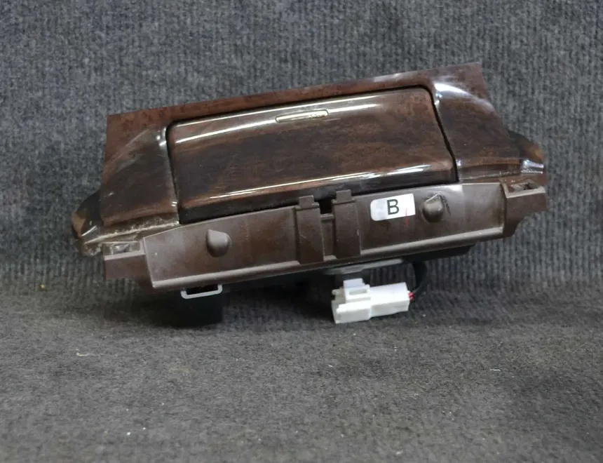 LEXUS LS 4 generation (2006-2020) Cendrier 1A421027G 1738555