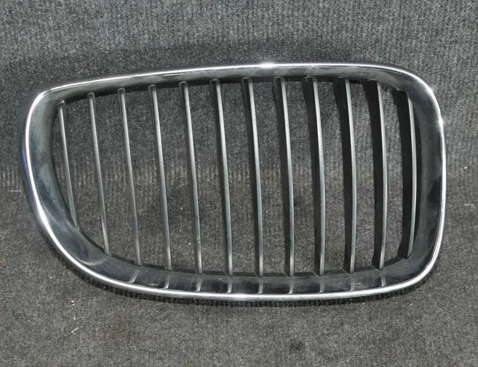 BMW 1 Series E81/E82/E87/E88 (2004-2013) Calandre avant droite 7179656 1873512