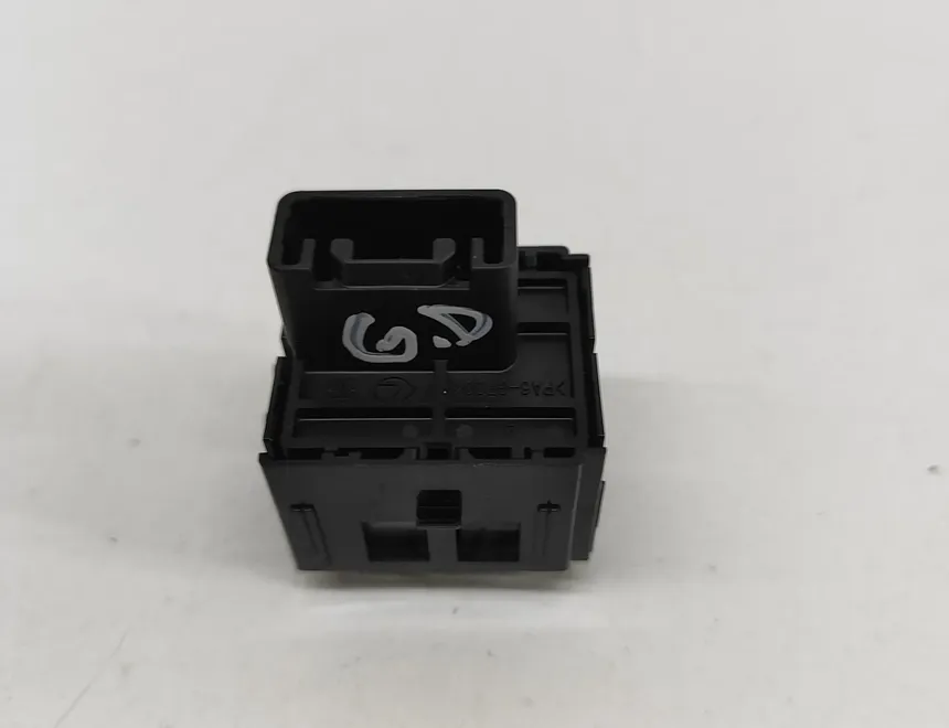LEXUS RX 4 generation (2015-2024) Interrupteur de verrouillage centralisé 84930-48120 27524906
