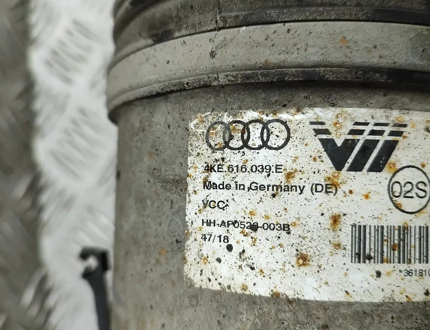 AUDI e-tron 1 generation (2018-2024) Amortisseur pneumatique avant droit 4M0413038,4KE616039E 28339182