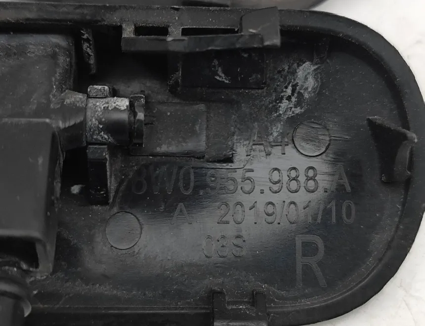 AUDI A5 F5 (2016-2024) Jet de buse de pare-brise 8W0955988A,8W0955987A 34801922
