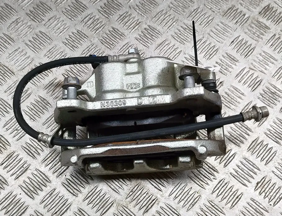 TOYOTA C-HR 2 generation (2023-2024) Étrier de frein avant gauche 47750-F9010 30445362