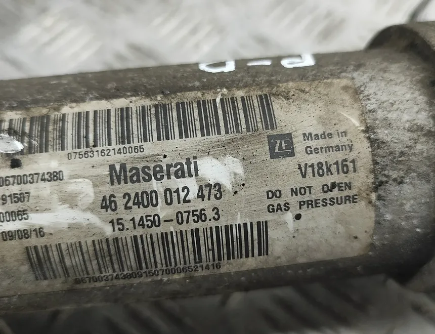 MASERATI Levante 1 generation (2016-2024) Amortisseur pneumatique avant droit 6700374380,6700374360,462400012473 30562747