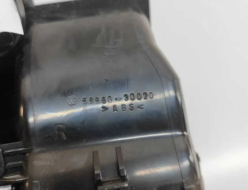LEXUS GS 2 generation (1997-2004) Bouches d'aération de la console centrale 58860-30020 31381806
