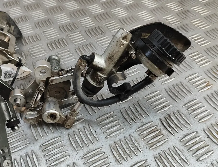 BMW K Ensemble de suspension de repose-pieds du côté droit 7714634,7699620,7714638 31854311