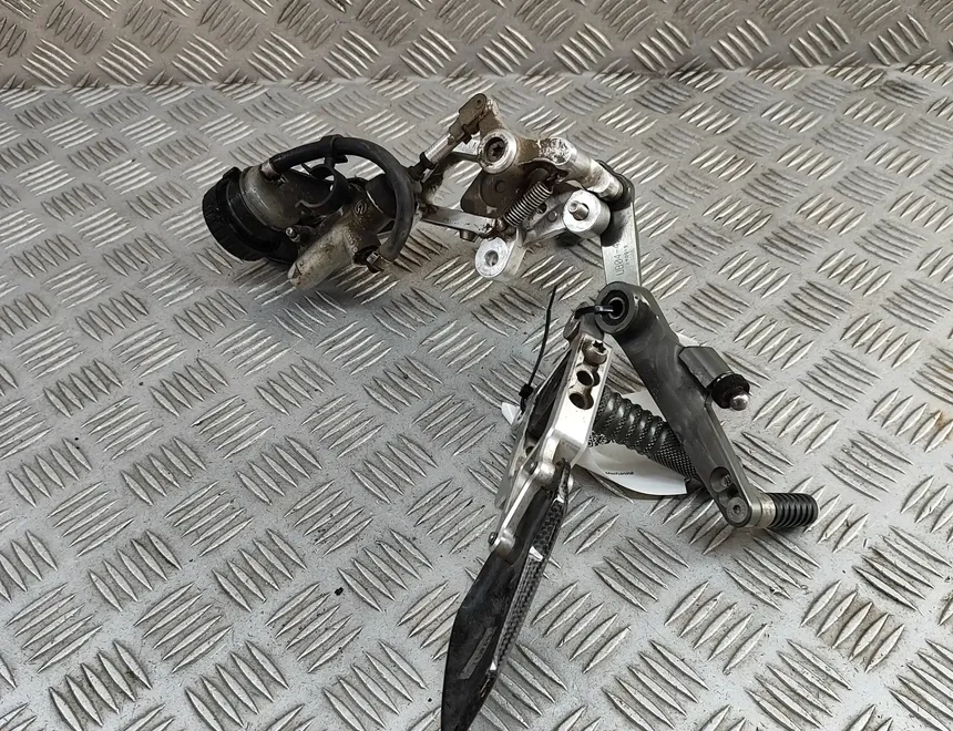 BMW K Ensemble de suspension de repose-pieds du côté droit 7714634,7699620,7714638 31854311