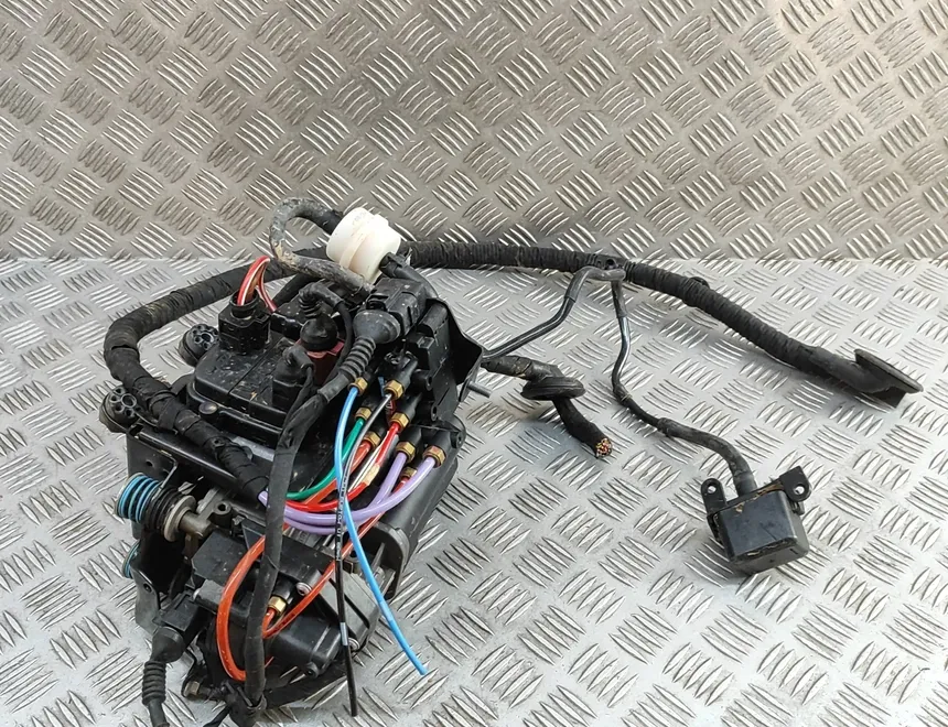 AUDI Q8 4M (2018-2024) Compresseur de suspension 4430203001,26071634,4M0616005H 31866345