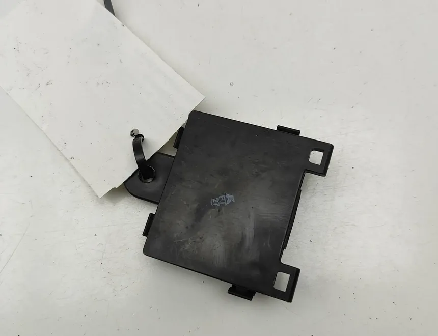 TESLA Model S 1 generation (2012-2024) Autres unités de contrôle 1069651-00-D 32998072