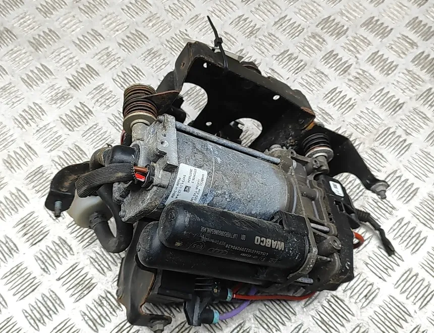AUDI Q7 4M (2015-2024) Compresseur de suspension 4M0616005H,443020300,26071634 33512316