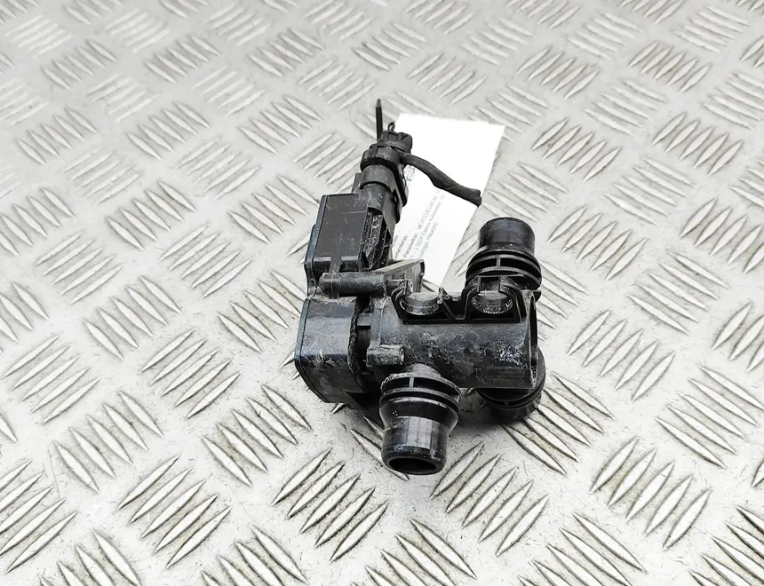 MERCEDES-BENZ EQA 1 generation (2021-2023) Vanne de radiateur de chauffage A0009061313 33546939