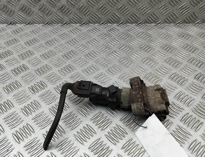 VOLKSWAGEN Touareg 2 generation (2010-2018) Moteur de frein arrière gauche 911256E,7P0609615 34790063