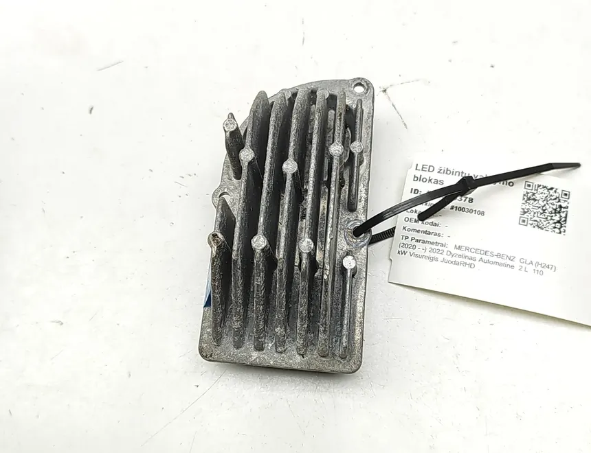 MERCEDES-BENZ GLA-Class H247 (2019-2024) Unité de contrôle des lumières LED 22209001AB 33905378