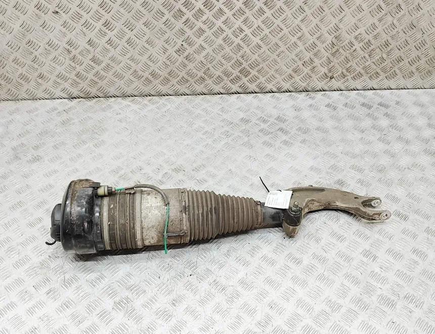 AUDI e-tron Sportback 1 generation (2019-2024) Amortisseur pneumatique avant droit 4KE616039E 33980761