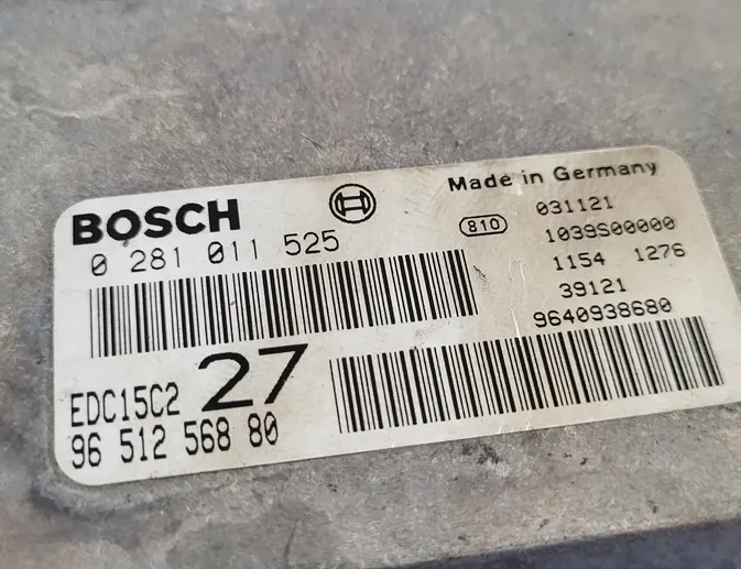 PEUGEOT 206 1 generation (1998-2009) Calculateur d'unité de commande du moteur 0281011525 34496729