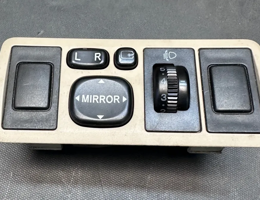 TOYOTA Avensis 2 generation (2002-2009) Commutateur de réglage du miroir 8415205050,84152-05050,183575,777669 33579225